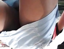 vendedora upskirt (fake)
