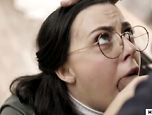 Kinky story of a slut and a pathetic social worker