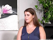 Amateur model wants to be a professional