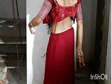 Neighbour Aunty Is Taking Off Her Saree And Pleasuring Herself O