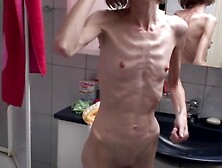 Anorexic Sonja 8T00354 17-04-2011