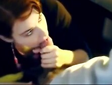 Ma maitresse me suce au boulot