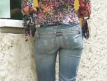 Busy women on the street don't suspect this guy as a