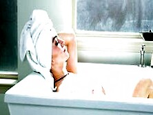 Grace Charis Nude Bathtub Onlyfans Video Leaked
