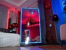 Super hot exotic stripshow