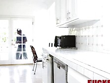 Amara Romani In You Wet Yourself