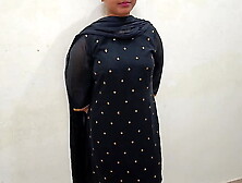 Indian college babe was meet bf after 5 yers ago and fucking hard in doggy style outdoor