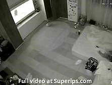 IPCAM – Arab lesbian couple has wild sex