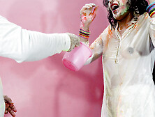 holi special: bro plowed priya ass-sex hard while she wanna play Holi with friends