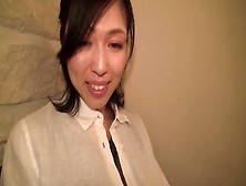 超美人！さらに大量母乳噴出！！専業主婦39歳、乳搾られながら恍惚セックス！. Mp4