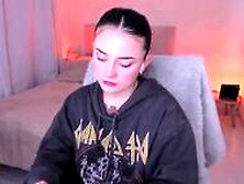 Myfreecams - Ninavolkov July 23 2024