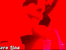 Fomos em uma casa de swing e transamos uma cabine enquanto outras pessoas nos assistiam,  gozei gostoso.