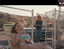 Geena Davis Sunbathing In Bikini – Thelma & Louise