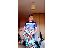 LongJohn0Hara changing from his street wear into his beach get up for a day on the beach with ally