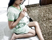 Hot desi teen girl Sexytanish01 explores her sexuality