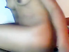 masturbation anale et vaginale de la malgache