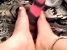 Misha Creme l Black BBW bimbo rubbing feet on horse dildo See more on Onlyfans mishacreme ????