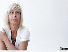 Бабка пришла на секс кастинг