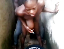 In the middle of the laundry the neighbor's wife getting fucked by a black cock