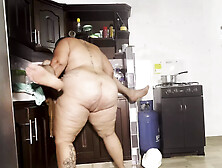 A very hot girl fucked the plumber for payment