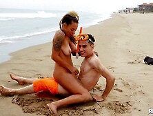 Inked hussy Lola Emme fucks horny dude on the beach