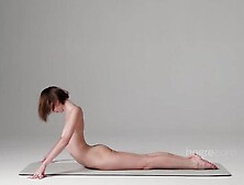 Beauty Slim Girl Excercises Nude