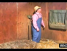 Deutsche Rothaarige führt ihn zum Höhepunkt im Club