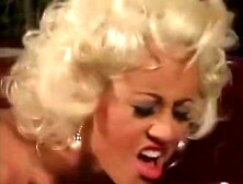 Davia Ardell clothed up as Marylin getting screwed