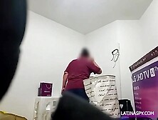 toilet spy on my goddess maid before pounding her cakes