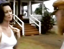 Barbara Leigh Sexy Scene in Seven