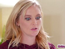 Mona Wales goes on a clit grinding as she facesits Riley Reid