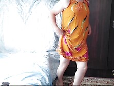 Blonde Bbw In Hot Milf Young College Boy Looks Like A Hot Aunty Woman In The Middle Of Twenties Smooth (18+)