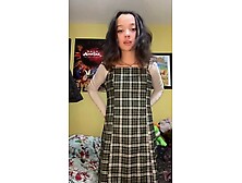 Petite Lei stripping