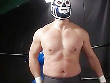 Japanese Wrestling & Facesitting