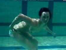 New teen on underwatershow