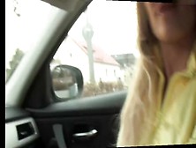 Slut Nr1 - Public Fellatio an der Tankstelle