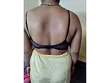 Desi Indian saira aunty Bathing,  Indian women Bath,  Housewife Bathing and Washing Her Tight Pussy with Soap