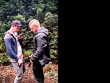 I piddle on my sub outdoor