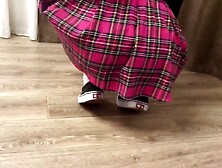 Студентка Показала, Что У Нее Под Юбкой. Жестко Трахнул И Кончил на Неё.