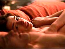 Anne Hathaway - Love and Other Drugs (2010)