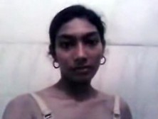 Indian Girl Shows Her Boobs