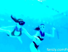 Underwater Long Breathhold Girls