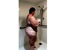 A priceless open shower with me in the hotel