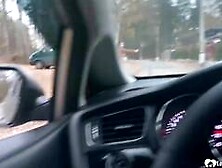 Picked up babe gets fucked by the car