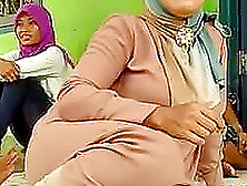 Beautiful Indonesian Mom In Hijab