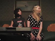 Garfunkel & Oates - "handjob,  Bland Job,  I Dont Un