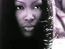 Madonna and Naomi Campbell posing nude