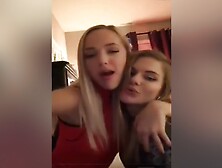 Girl Shows Pussy And Tits On Periscope