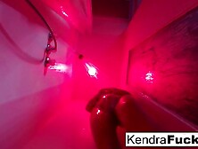 Kendra Cole takes a hawt shower!
