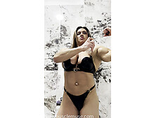 Oiled up musclemommy flexing her BIGGEST biceps